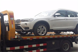 伊春区拖车24小时服务电话